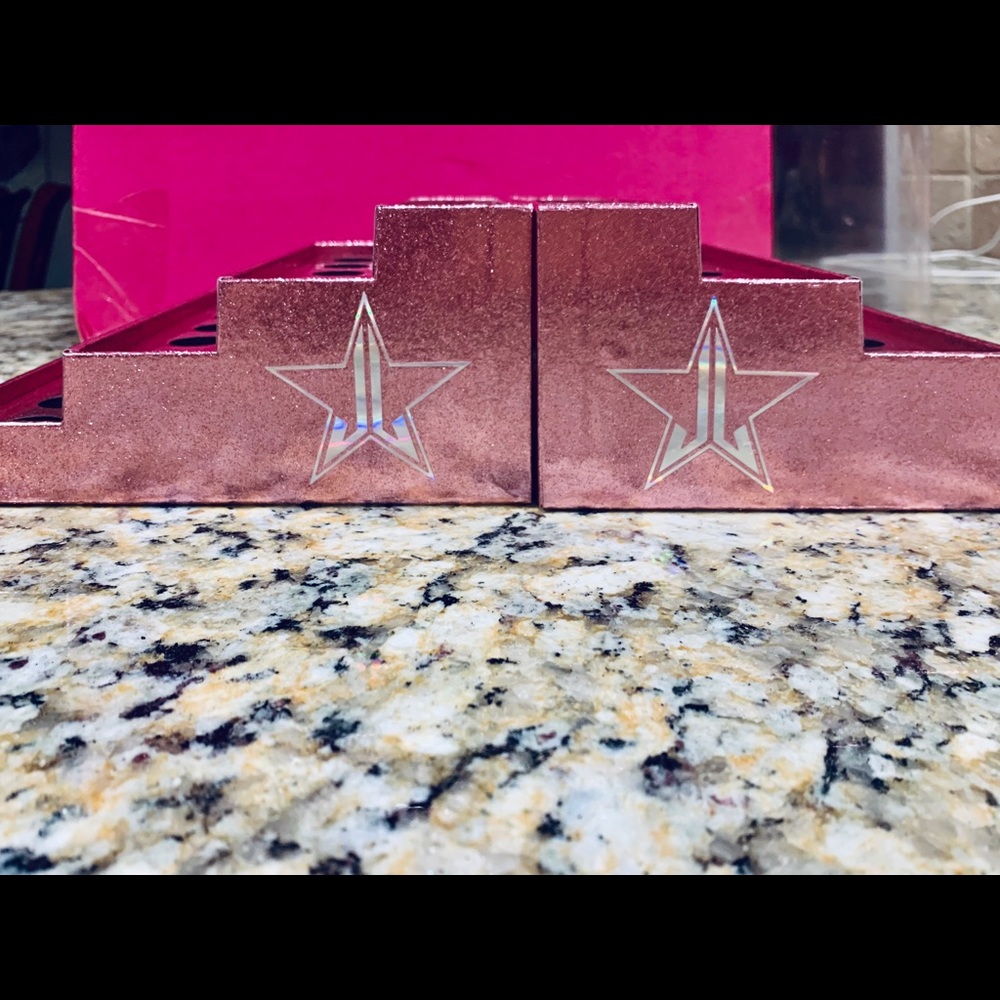 🆕Jeffree Star Lip Holder NWT ( 2)